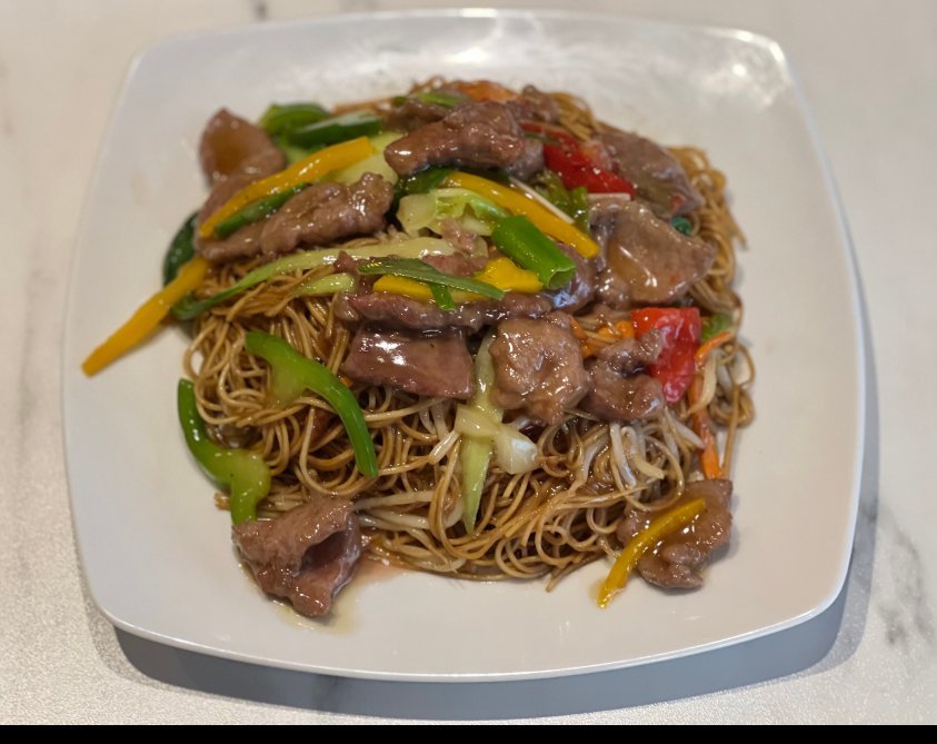 Fideos salteados con ternera