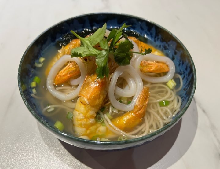 Ramen de marisco (sopa de fideos)
